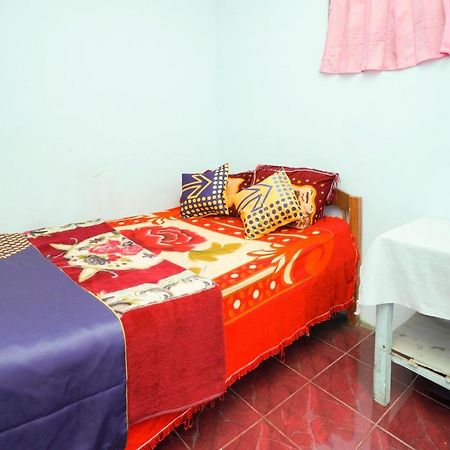 Spot On 2126 Bromo Indah Homestay Probolinggo Eksteriør billede