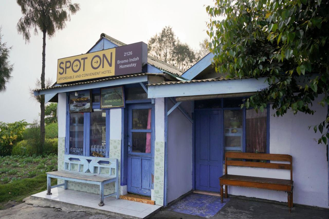 Spot On 2126 Bromo Indah Homestay Probolinggo Eksteriør billede